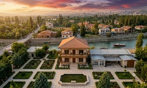 نمای شهرک ویلایی افرا — از ساختمان‌های عضو شارژپال